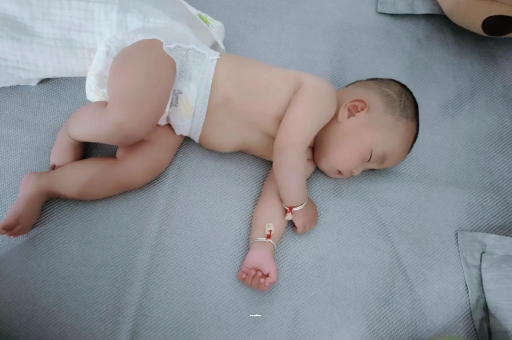 巴彦淖尔宝宝发烧可以吹空调吗